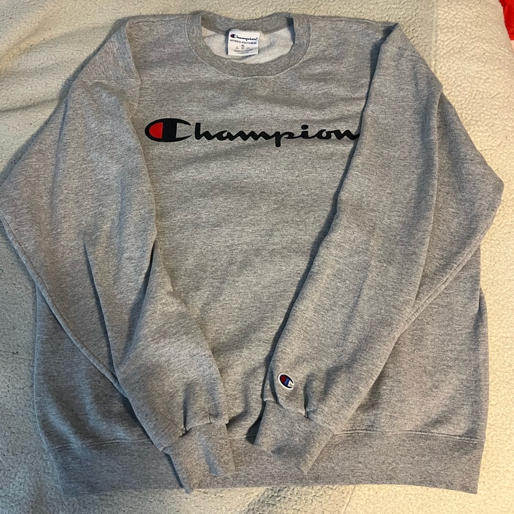 Men’s Champion Crewneck